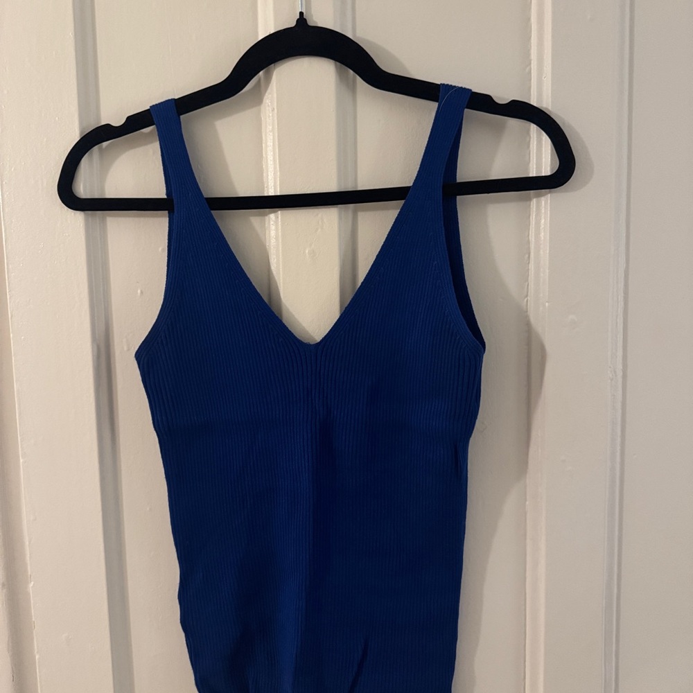 V-Neck Knitted Ribbed Tank Top